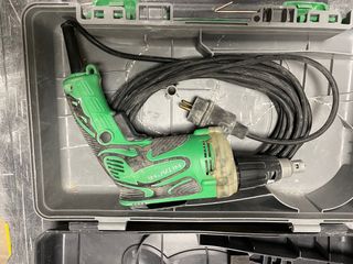 Atornilladora Pladur Hitachi con maletín