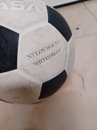 Balón de fútbol Mikasa