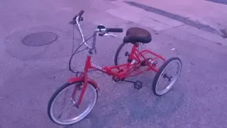 Triciclo Rojo Plegable