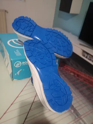 Zapatos de seguridad Robusta y gafas de seguridad 