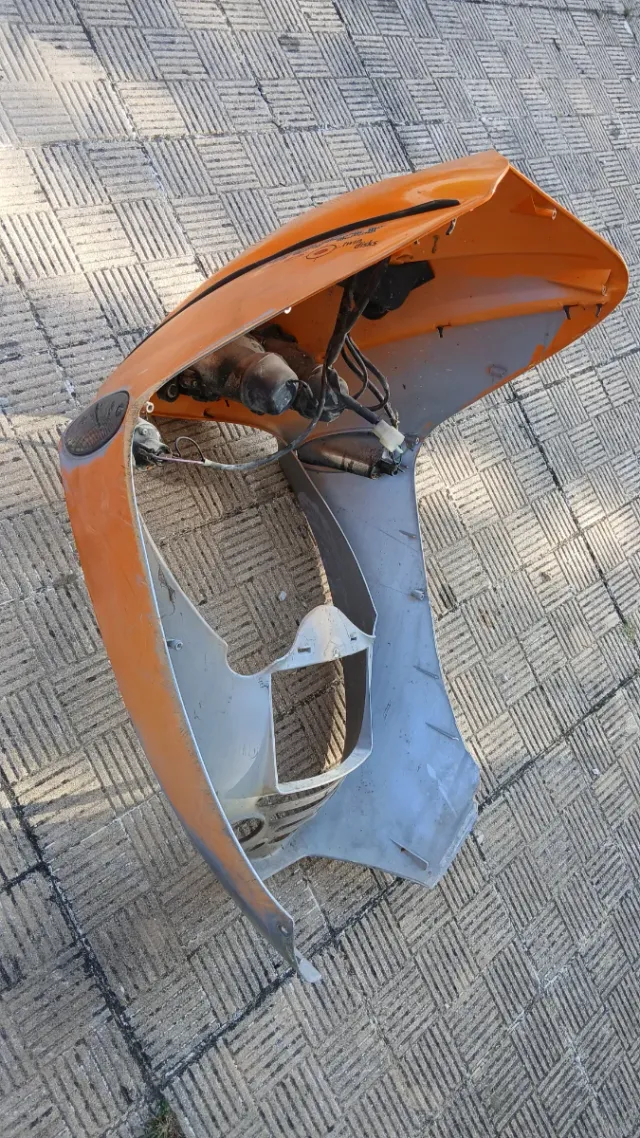 Carene Malaguti F12 Arancio