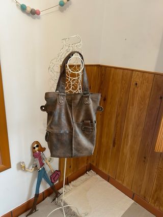 Bolso piel marrón Adolfo Domínguez