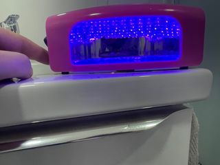 Lámpara uñas UV LED Rosa + Esmaltes + masajeador 