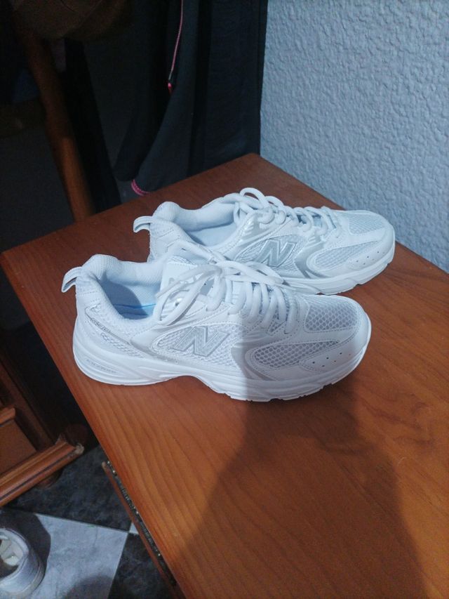New Balance Mujer Plata/Blanco