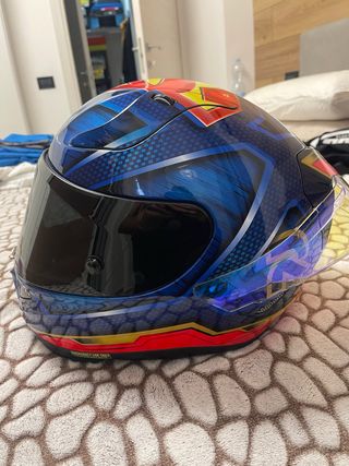 Casco HJC RPHA 11 Superman