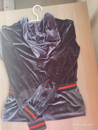Conjunto Gucci terciopelo capucha