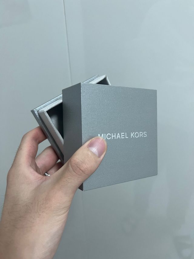 Caja Michael Kors
