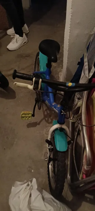 Bicicleta infantil 16 azul