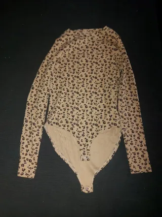 Body niña Zara estampado leopardo