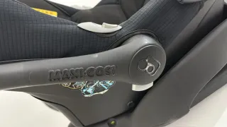 Maxi-Cosi para coche con adaptadores Bugaboo