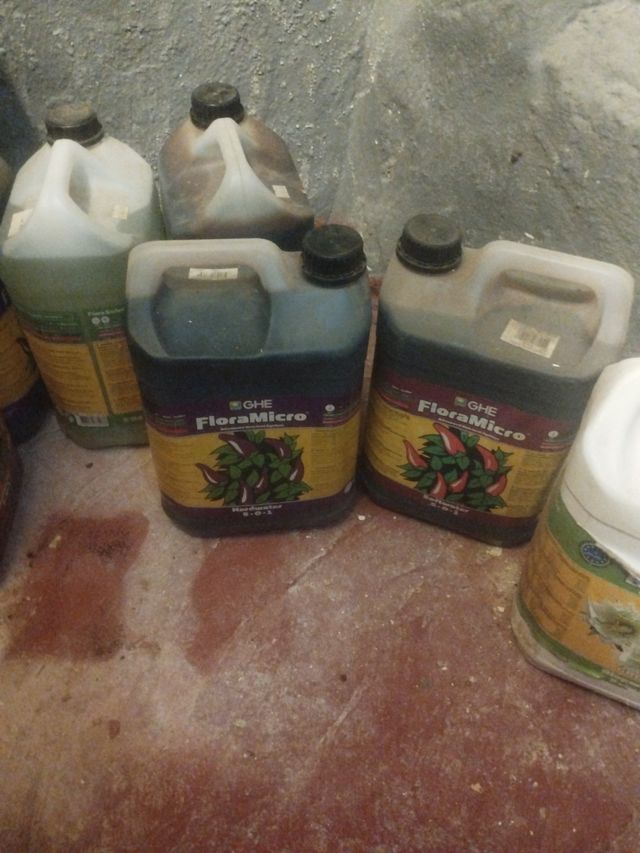 Lote Fertilizante Hidroponía CANNA Aqua Flores