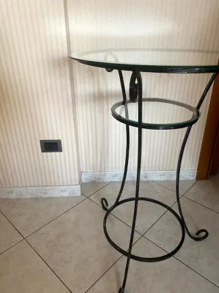 Tavolino tondo ferro battuto con piano in vetro