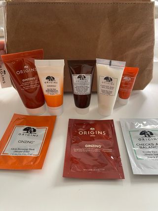 Pack cremas y mascarillas Origins con neceser