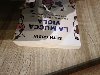 La mucca viola: Farsi notare (e fare fortuna) i...
