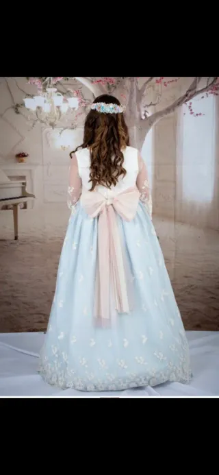 Vestido de comunión beige celeste y rosa