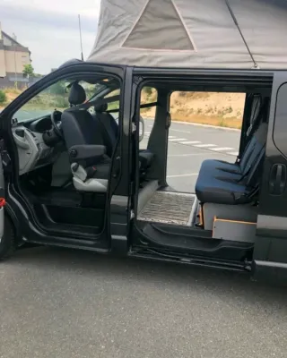 Renault Trafic Passenger Camper 2013