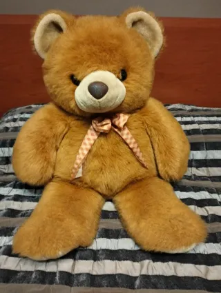 Oso de peluche grande marrón
