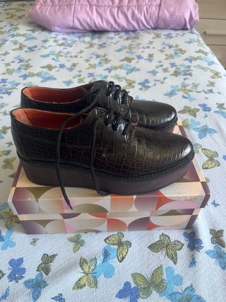 Inglesine con il platform