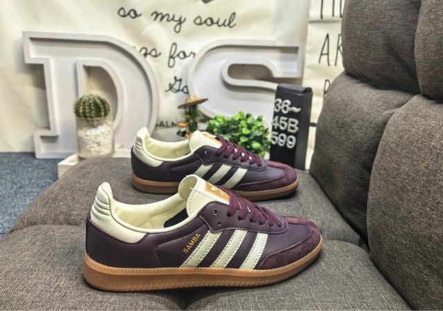 Adidas Samba OG burdeos Talla 39