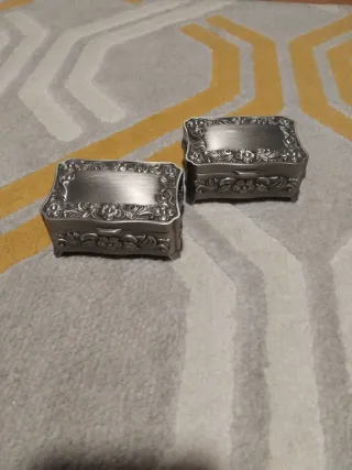 2 Cajas Joyero Metálicas Decoradas