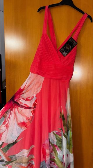 Vestido de fiesta floral nuevo