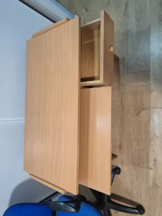 Escritorio y Silla de Oficina