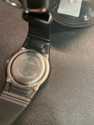 Reloj Privata Negro y Rojo para niño