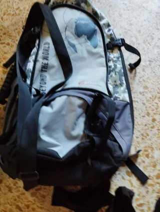 Zaino trekking e scarpe sneakers mis 44