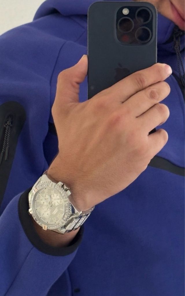 iPhone 15 Pro Azul Titanio +( cargador comprado )