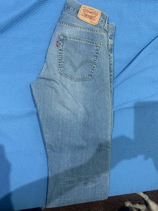 Pantalón Levis 512 Talla M (38-40) w32 L 32