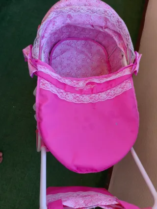 Carrito para muñeco reborn rosa