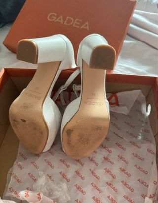 Zapatos de Novia Blancos Tacón Ancho