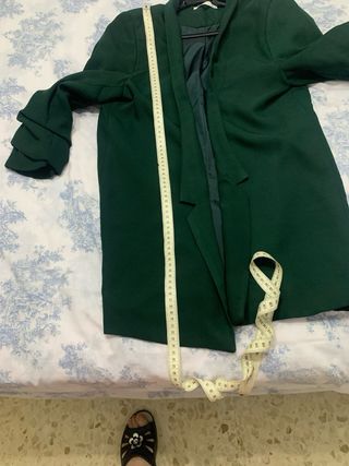 Chaqueta verde mujer, regaló pendientes con perlas