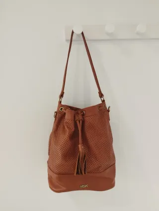 Bolso Misako Marrón Perforado