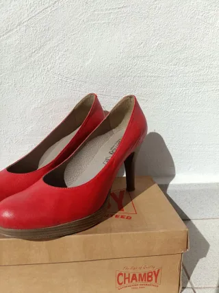 Tacones rojos Chamby