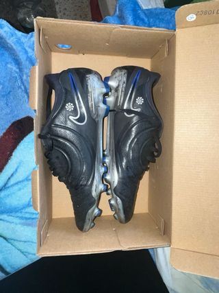 Nike Tiempo Legend 9 FG+ Espinilleras
