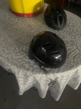 Casco Negro para Skate, Scooter, BMW