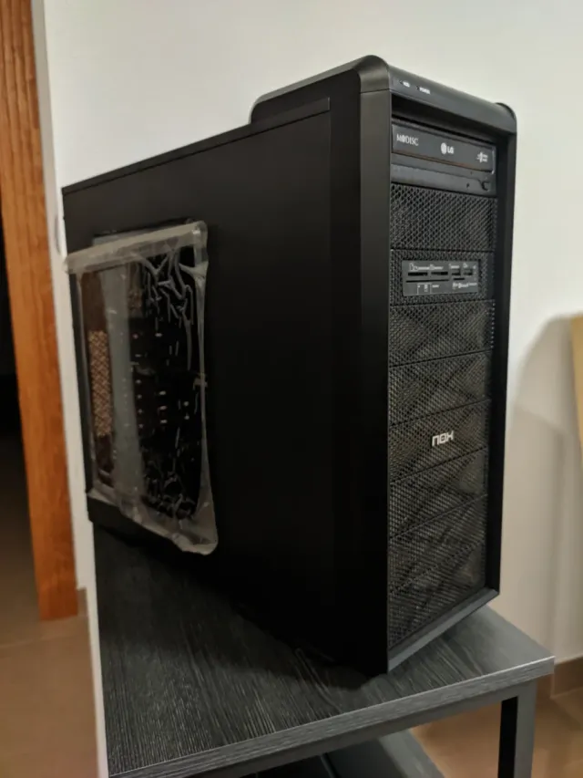 Semitorre PC + fuente alimentación