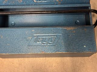 Caja de herramientas Tayikistán azul