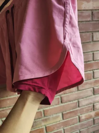 Pantalón deportivo mujer rosa y rojo