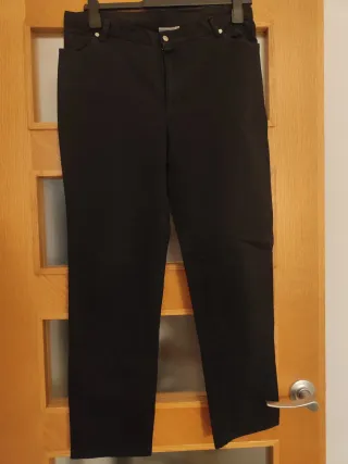 Pantalón negro