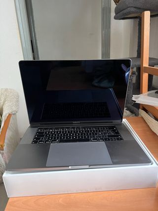 MacBook Pro 15’’ i9 (2018-2019) 16GB RAM SSD