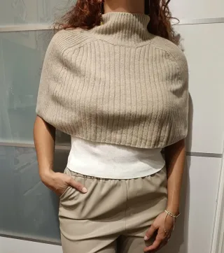 BUFANDA CUELLO CAPA PONCHO corto LANA MERINO