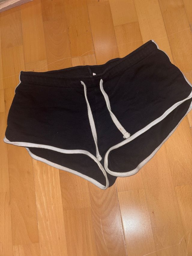 Pantalones cortos negros con cordón