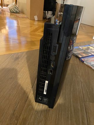 Playstation 3 + 2 mandos