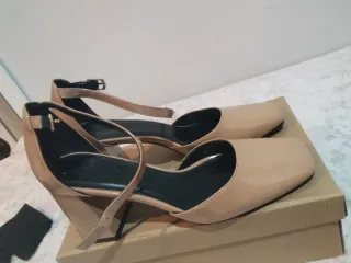 Zapatos de vestir beige