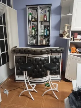 Mueble Bar Vintage Negro y Blanco