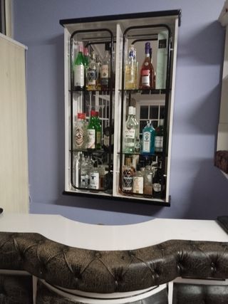 Mueble Bar Vintage Negro y Blanco