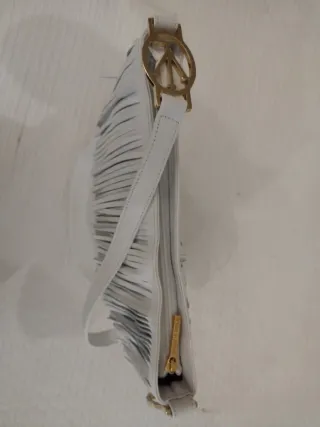 Bolso Victorio y Lucchino blanco flecos