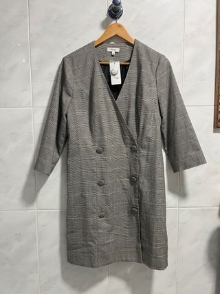 Vestido Fórmula Joven Talla 42 Nuevo